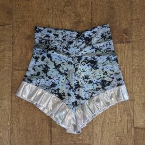 High Waisted Ruffled Shorts